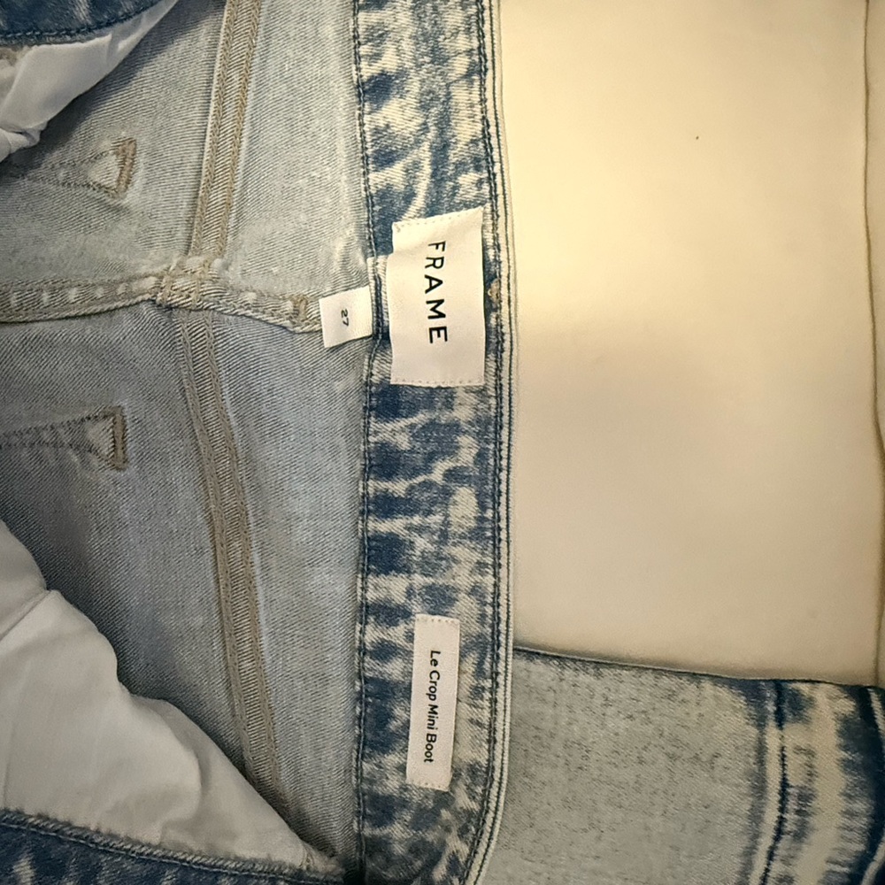 Frame Denim Light Blue Ankle & Cropped Jeans